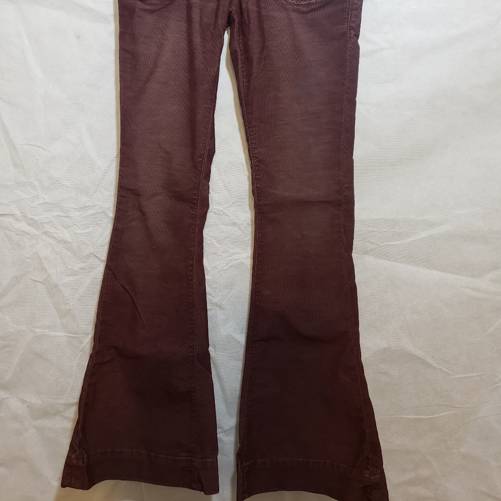 Jeans - Picture 2 of 4